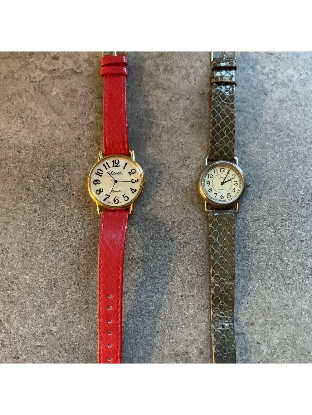 Beautiful Pair Of Vintage Womens Watches Both Watches Run Great Bin Z